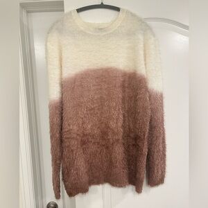 EUC Doe & Rae Pinkish Brown and White Ombre
Fuzzy Sweater